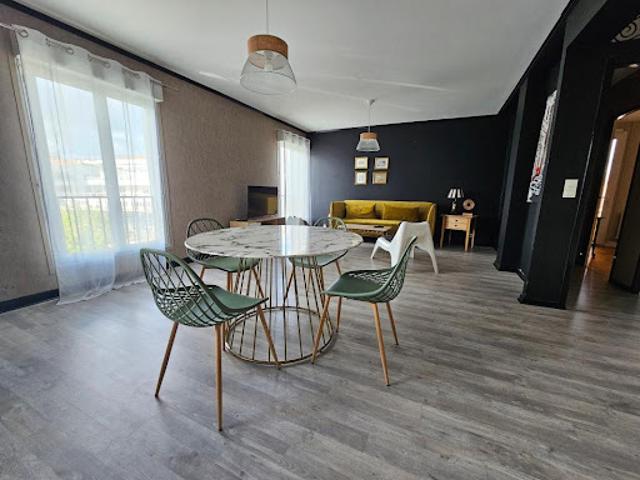 Location Appartement 3 pièces 80 m2 Royan