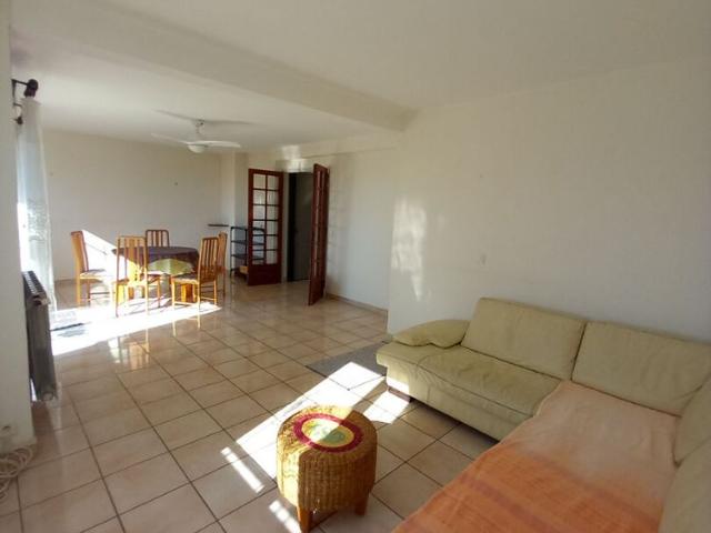 Location Appartement 3 pièces 80m²