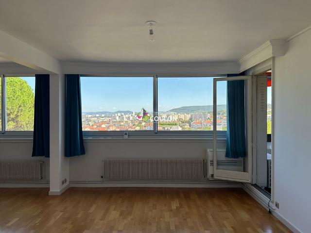 Location Appartement 3 pièces 80m²