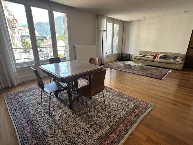 Location Appartement 3 pièces 80m² ANNECY 74000