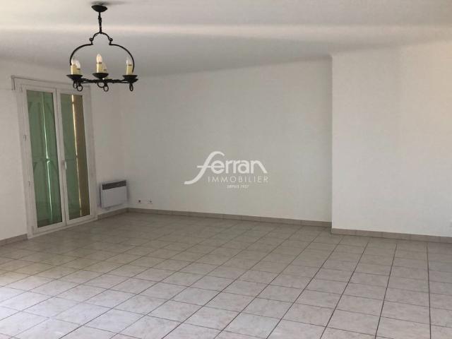 Location Appartement 3 pièces 80m² DRAGUIGNAN 83300