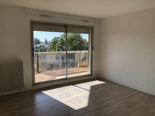 Location Appartement 3 pièces 81.52 m2 Bordeaux
