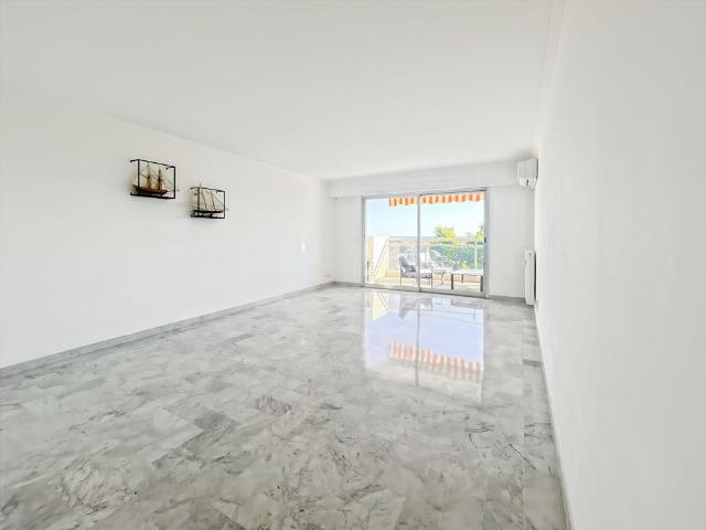 Location appartement 3 pièces, 81.56m², Le Cannet