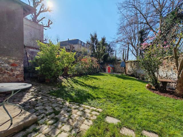 Location Appartement 3 pièces 81.7 m2 Versailles