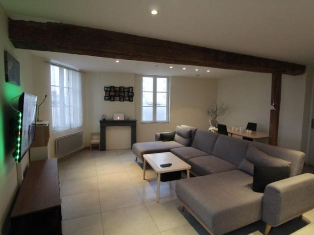 Location appartement 3 pièces, 81.82m², Pontlevoy