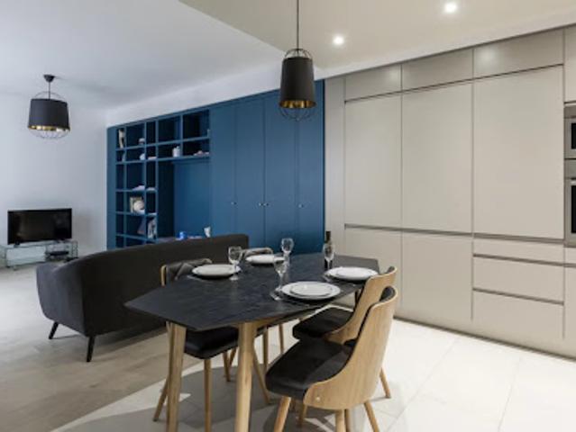 Location Appartement 3 pièces 81 m2 Paris 8ème