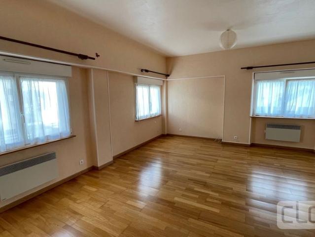 Location Appartement 3 pièces 81m²