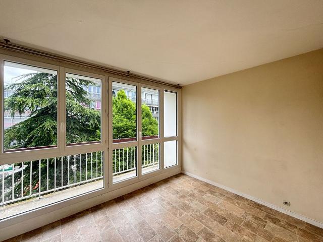 Location Appartement 3 pièces 81m²