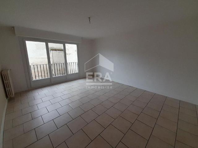 Location Appartement 3 pièces 81m²