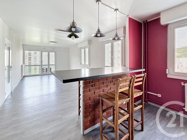 Location Appartement 3 pièces 81m² CLERMONT FERRAND 63000