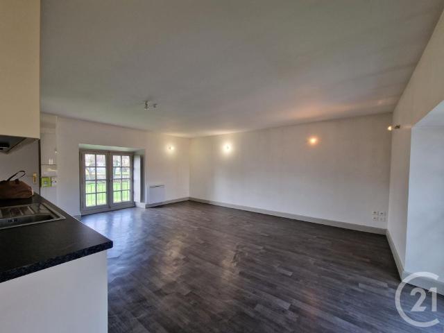Location Appartement 3 pièces 81m² GUERIGNY 58130