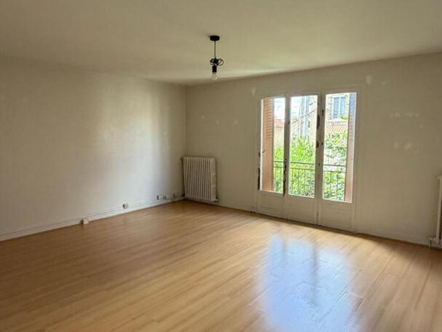 location appartement 3 pièces, 82.49m², chelles