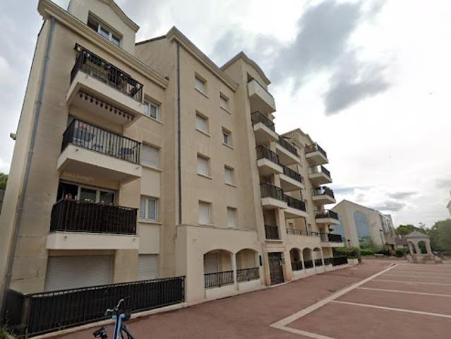 Location Appartement 3 pièces 82.6 m2 Antony