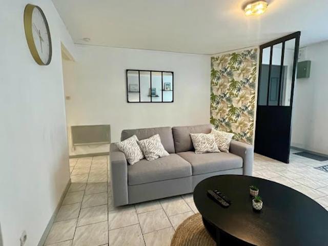 Location Appartement 3 pièces 82.17 m2 Rochefort