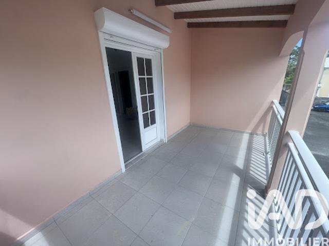 Location Appartement 3 pièces 82 m2 Morne a l'eau