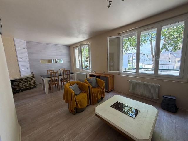 Location Appartement 3 pièces 82m²