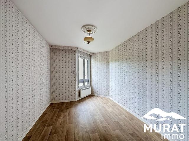 Location Appartement 3 pièces 82m² CHAMALIERES 63400