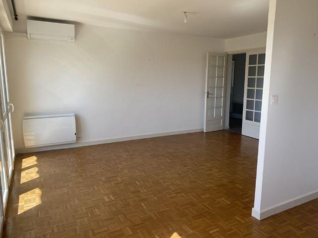 Location Appartement 3 pièces 82m² ALBI 81000