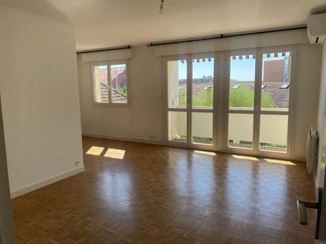 Location Appartement 3 pièces 82m² ALBI 81000
