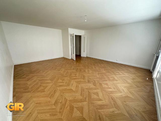 Location Appartement 3 pièces 82m² RENNES 35000