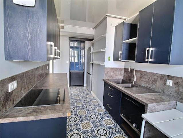 Location Appartement 3 pièces 87 m2 Marseille 13ème