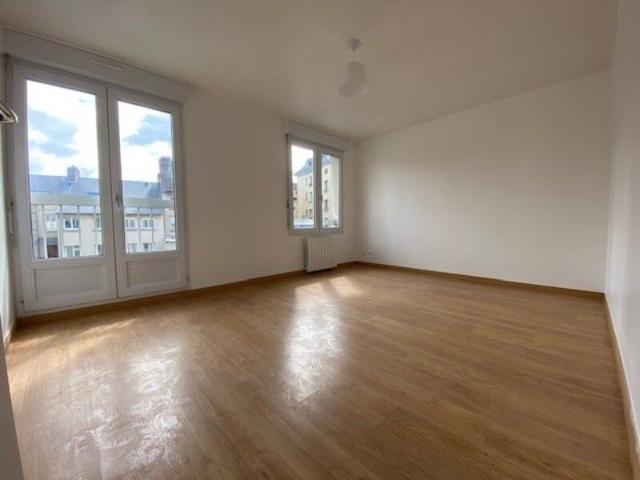 Location Appartement 3 pièces 87m²