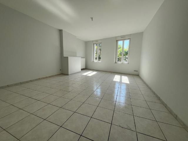 Location Appartement 3 pièces 87m²