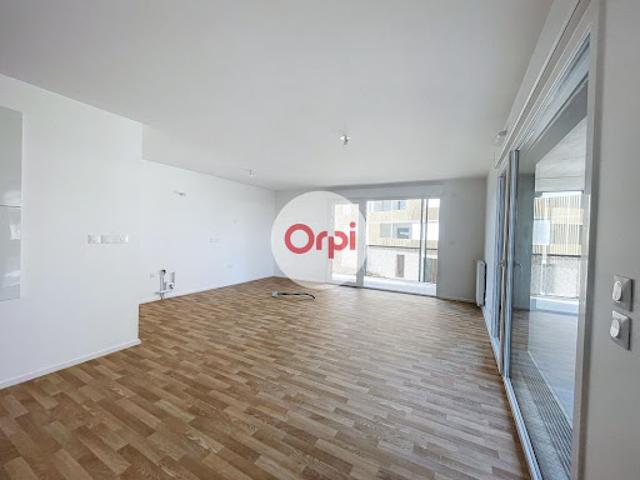 Location Appartement 3 pièces 84 m2 Vannes