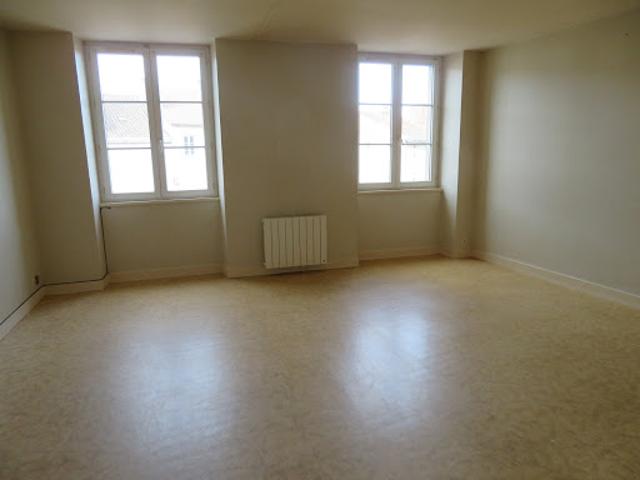 Location Appartement 3 pièces 84 m2 Bellac