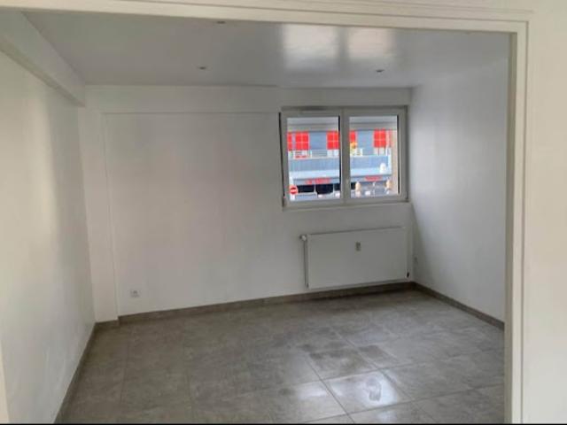 Location Appartement 3 pièces 84 m2 Calais