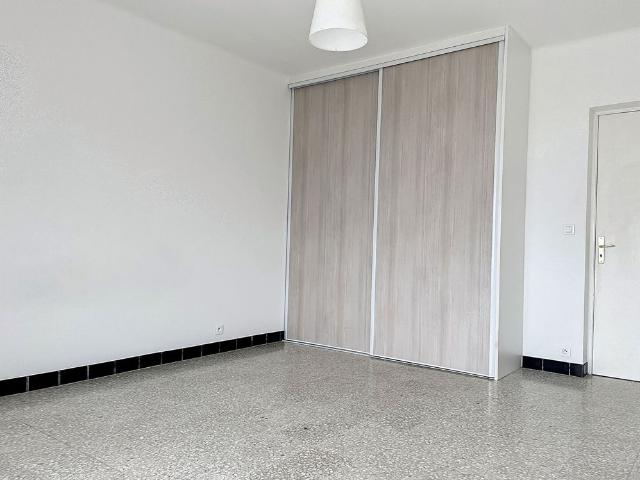 Location Appartement 3 pièces 84m²