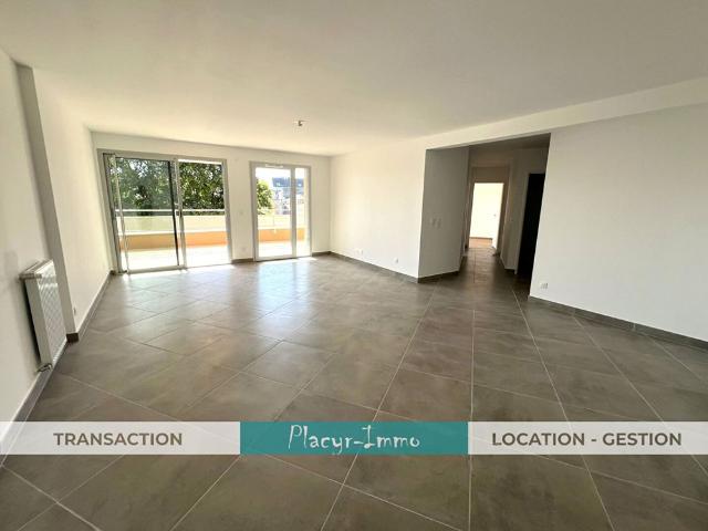 Location Appartement 3 pièces 84m²