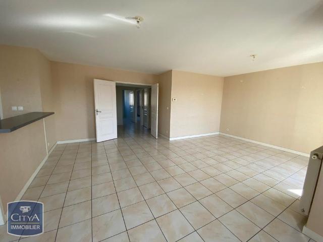 Location Appartement 3 pièces 84m² LE MANS 72000