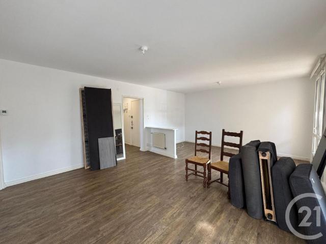 Location Appartement 3 pièces 84m² MONTIGNY LES METZ 57950