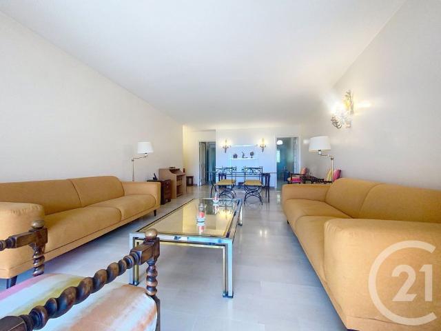 Location Appartement 3 pièces 84m² NICE 06300