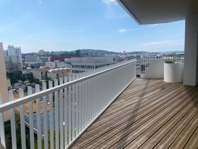 Location Appartement 3 pièces 85.28 m2 Saint Etienne
