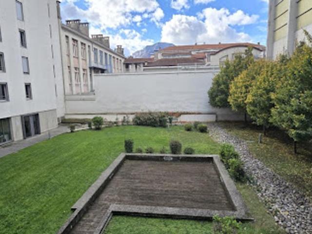 Location Appartement 3 pièces 85 m2 Grenoble