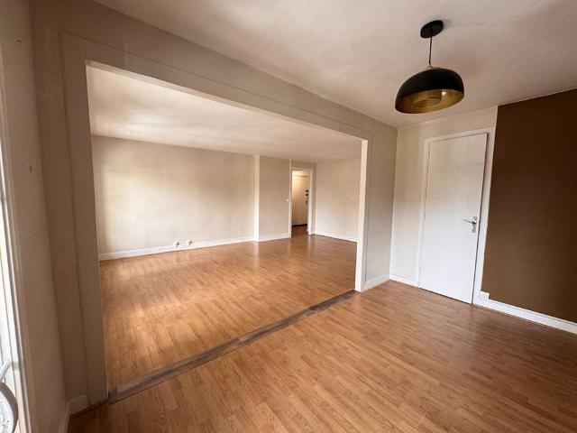Location Appartement 3 pièces 85m²