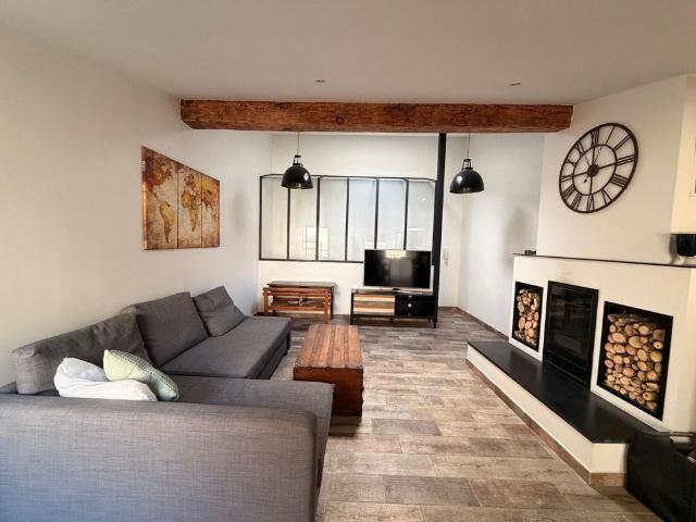 Location Appartement 3 pièces 85m² BORDEAUX 33800