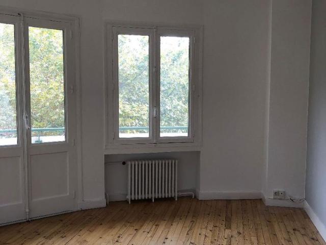 Location Appartement 3 pièces 85m² ST ETIENNE 42000