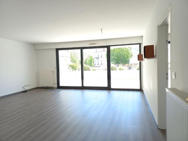 Location Appartement 3 pièces 85m² VICHY 03200