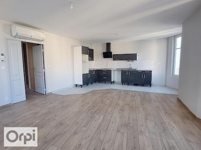 Location Appartement 3 pièces 86.68 m2 Montluçon