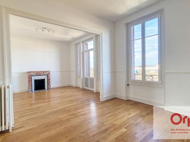 Location Appartement 3 pièces 86.7 m2 Montluçon