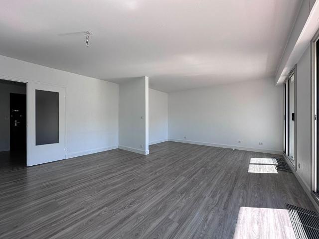 Location appartement 3 pièces, 86.86m², Reims