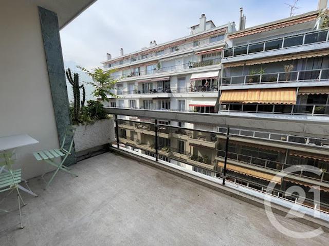 Location Appartement 3 pièces 86.32 m2 Nice