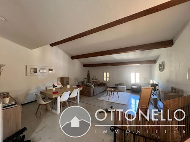 Location Appartement 3 pièces 86 m2 Roquebrune sur Argens
