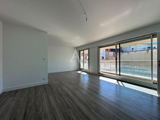 Location Appartement 3 pièces 86m²