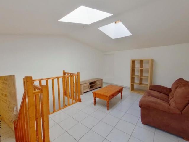 Location Appartement 3 pièces 86m² MIGNE AUXANCES 86440