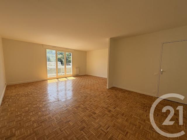 Location Appartement 3 pièces 88.36 m2 Sevres