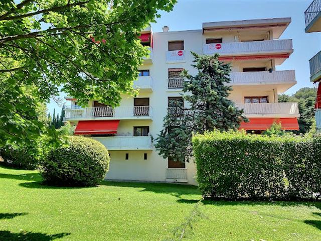 Location Appartement 3 pièces 88 m2 Marseille 12ème
